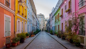 Bunte Häuserzeile in Paris Bunte Häuserzeile in Paris
